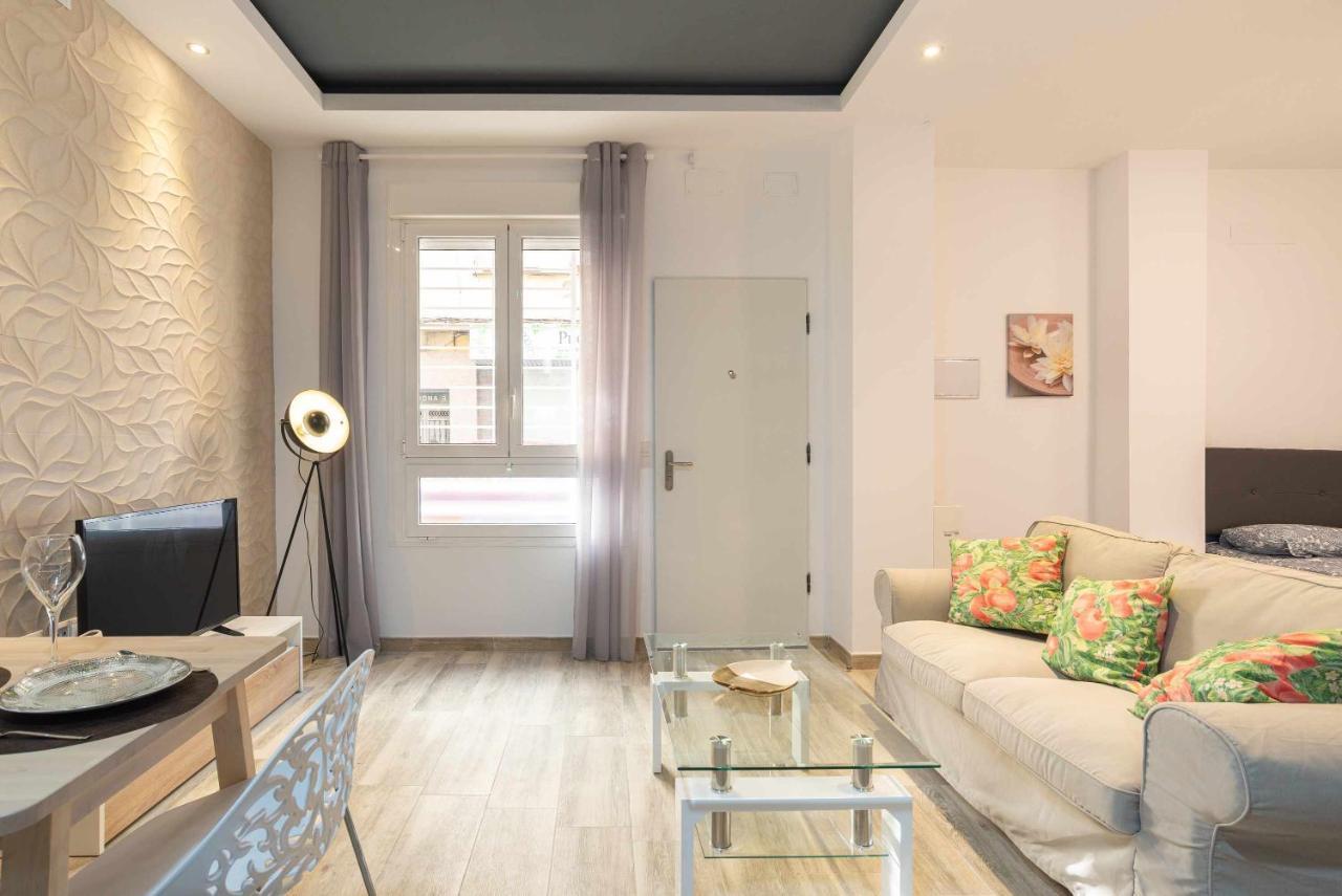 Vialia Suites Cinema Malaga Luaran gambar