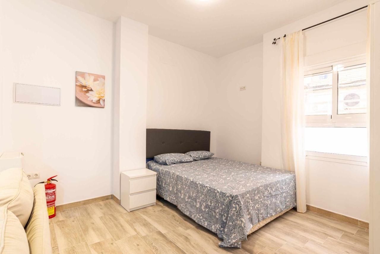 Vialia Suites Cinema Malaga Luaran gambar